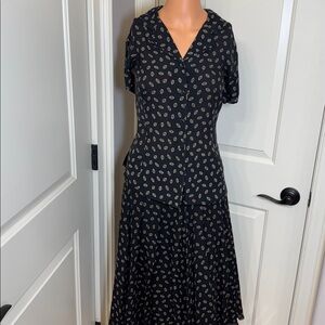 Vintage Jones New York Collection 100% Silk 2 Piece – Blouse & Midi – Size 12